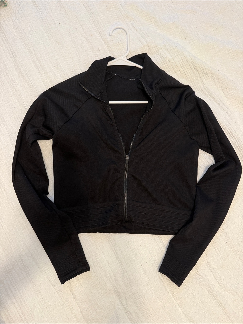 Fabletics Black Cropped Zip-Up Bomber Jacket - Women